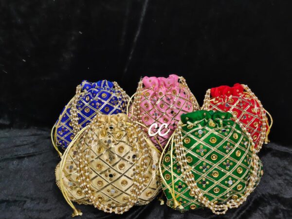 Mirror handwork potly beg