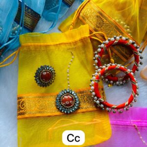 Wedding Return Gift Mini Hamper Bag with Maang Tikka, Ring & Kangan Set Festive Gift Combo