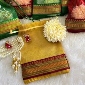 Festive Hamper Gift with Floral Gajra and Stylish Bracelet