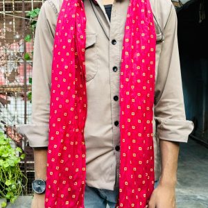 Pink Bandhej phatka for Indian wedding barat swagat ceremony