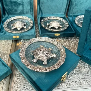 Premium Crystal Tortoise with Velvet Gift Box for Vastu, Feng Shui, Wealth, Prosperity and Home Office Decoration
